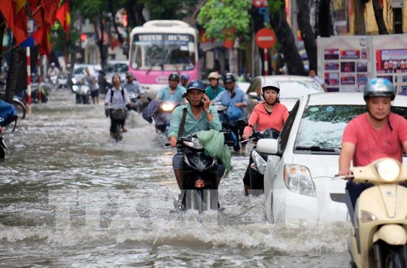 3. Mùa thu: tận hưởng tiết trời trong, vẫn đề phòng dông cuối mùa