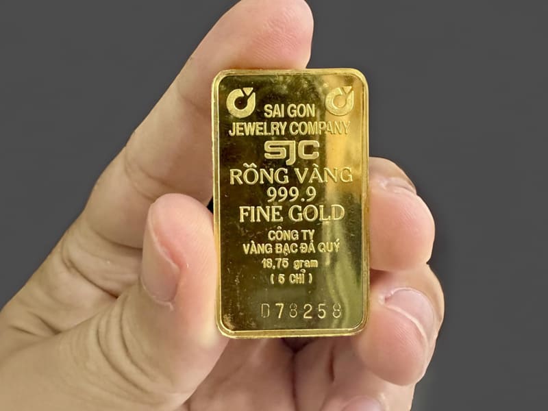 Giá Vàng SJC Và Những Thông Tin Cần Nắm Rõ Cho Các Nhà Đầu Tư
